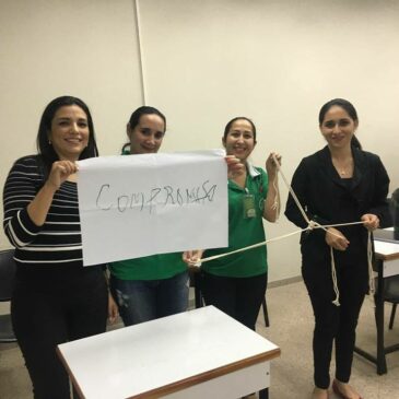 Taller motivacional sobre actitudes personales y laborales