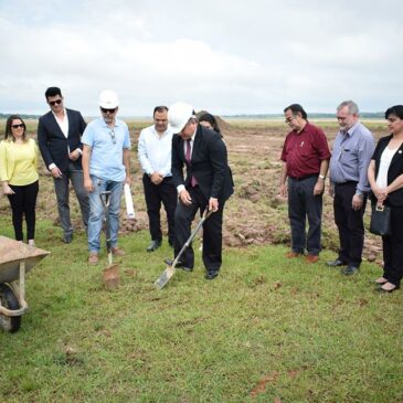Acto de palada inicial de obras para la construcción de 3 laboratorios en el Campus Universitario