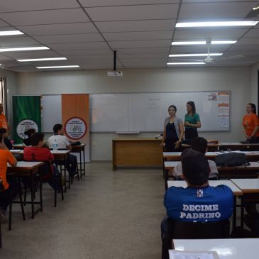 Aplicación de vacunas dirigida a alumnos de la FCP