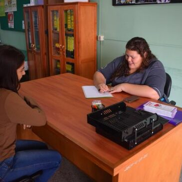La Facultad de Ciencias de la Salud brinda atenciones de Fisioterapeuta a cargo de la Lic. Silvia Medina en el Consultorio de Bienestar Estudiantil