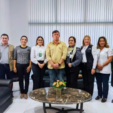 Reunión entre la FCS UNCA, representantes del Departamento de Enfermería del Hospital Regional de Coronel Oviedo y del SENEPA