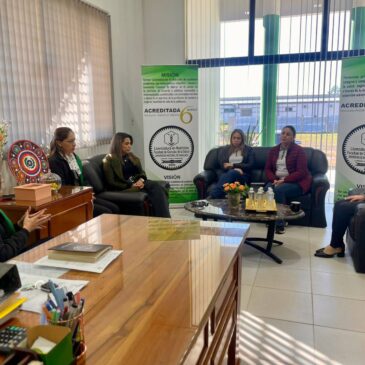 Visita de la Vicerrectora de la UNCA a la FCS, quien socializó los aspectos claves del XIX Encuentro de Docentes y Funcionarios